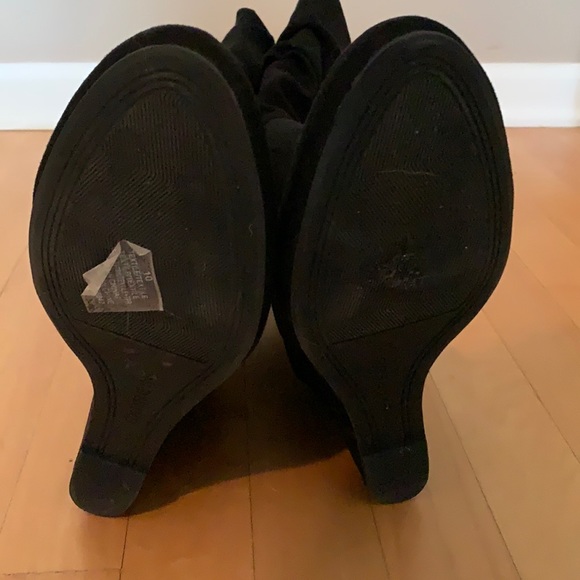 Express black booties - Picture 4 of 5